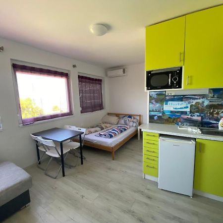 Cuki Apartmanok Siofok Luaran gambar
