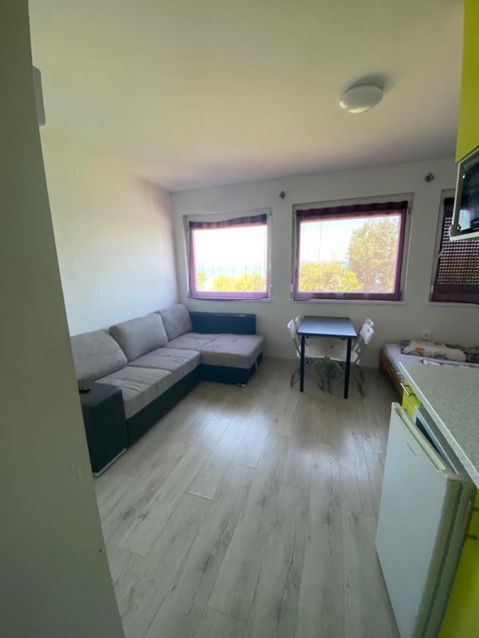 Cuki Apartmanok Siofok Luaran gambar